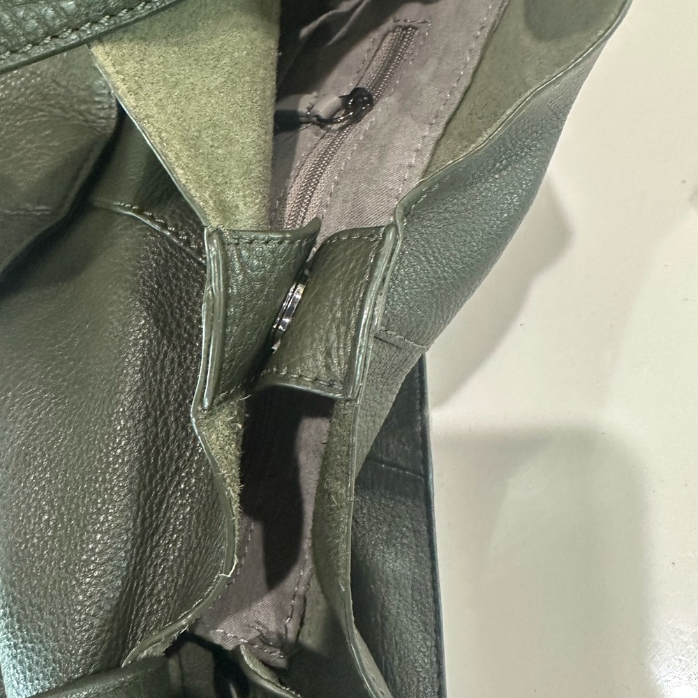 Vince Camaro Leather Mekhi Tote handbag Army Green purse - Picture 7 of 16